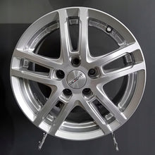 Laden Sie das Bild in den Galerie-Viewer, 4x Alufelge 15 Zoll 6.0" 5x105 37ET Glanz Silber Chevrolet Cruze Astra Rim Wheel FEL5492971628ji