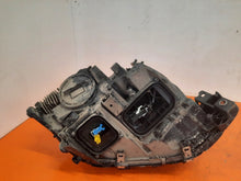 Laden Sie das Bild in den Galerie-Viewer, Frontscheinwerfer Mercedes-Benz X166 A16682023 Links Scheinwerfer Headlight SCH9633569025gr