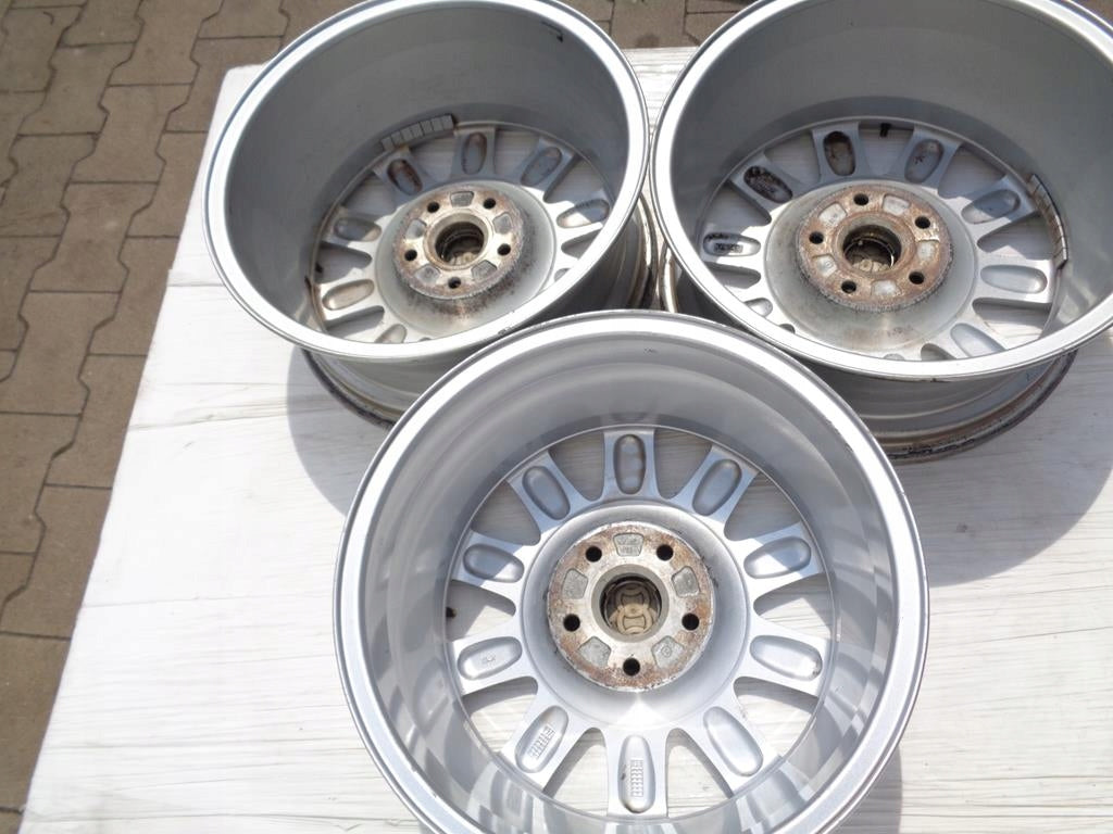 1x Alufelge 16 Zoll 7.0" 5x112 45ET Glanz Silber 4A0601025P Audi B5 Rim Wheel