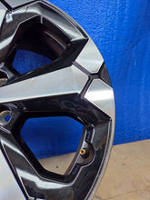 Laden Sie das Bild in den Galerie-Viewer, 1x Alufelge 18 Zoll 6.5" 5x114.3 32ET 403000722R Dacia Duster Rim Wheel FEL3720998202ds