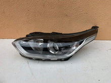 Load image into Gallery viewer, Frontscheinwerfer Kia Ceed J7921-21030 LED Links Scheinwerfer Headlight SCH6185777593xk