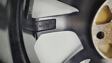 Laden Sie das Bild in den Galerie-Viewer, 1x Alufelge 17 Zoll 7.5" 5x112 40ET Rim Wheel FEL5539237262mz