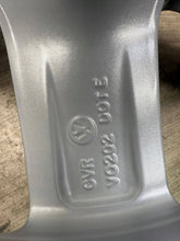 Load image into Gallery viewer, 1x Alufelge 16 Zoll 6.5" 5x112 33ET 7N0071496B VW Tiguan Sharan Rim Wheel FEL9507514726lw
