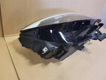 Laden Sie das Bild in den Galerie-Viewer, Frontscheinwerfer VW Id.4 11B941006A Rechts Scheinwerfer Headlight