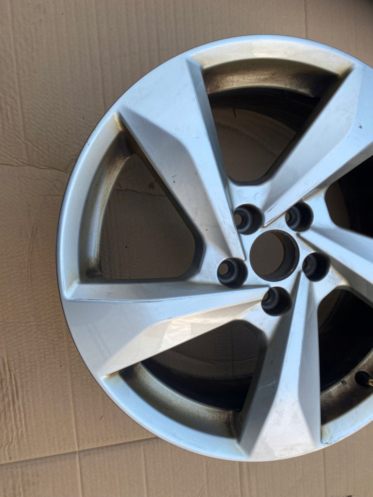 1x Alufelge 18 Zoll 7.0" 5x112 43ET Glanz Silber 83A601025H Audi Rim Wheel FEL9994693956ak