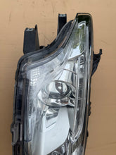 Laden Sie das Bild in den Galerie-Viewer, Frontscheinwerfer Mitsubishi Outlander III 110560 Rechts Scheinwerfer Headlight SCH8202097564ol