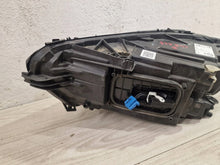 Laden Sie das Bild in den Galerie-Viewer, Frontscheinwerfer Mercedes-Benz Cla A1189063200 Rechts Scheinwerfer Headlight