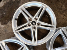 Laden Sie das Bild in den Galerie-Viewer, 4x Alufelge 18 Zoll 8.0" 5x112 40ET Glanz Silber 8W0601025 Audi A4 B9 Rim Wheel FEL8694444181lk