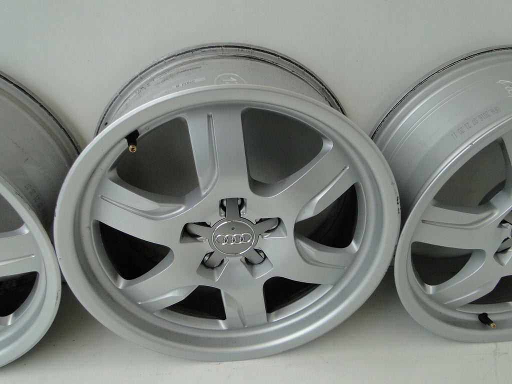 1x Alufelge 17 Zoll 7.5" 5x112 28ET Silber 8T0601025BS Audi Rim Wheel