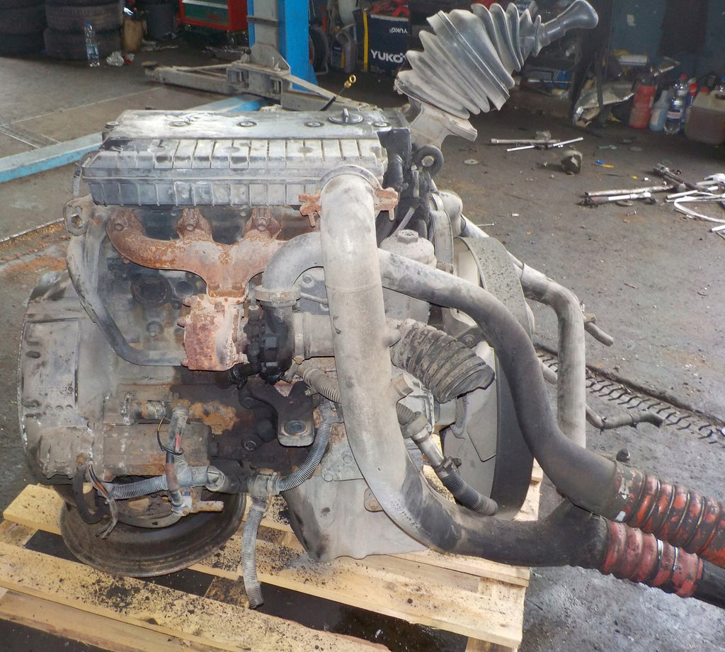 Motor Mercedes-Benz A9040152002 Diesel Engine Unkomplett