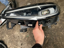 Laden Sie das Bild in den Galerie-Viewer, Frontscheinwerfer VW Id.4 11B941035D LED Links Scheinwerfer Headlight SCH8192988557bw