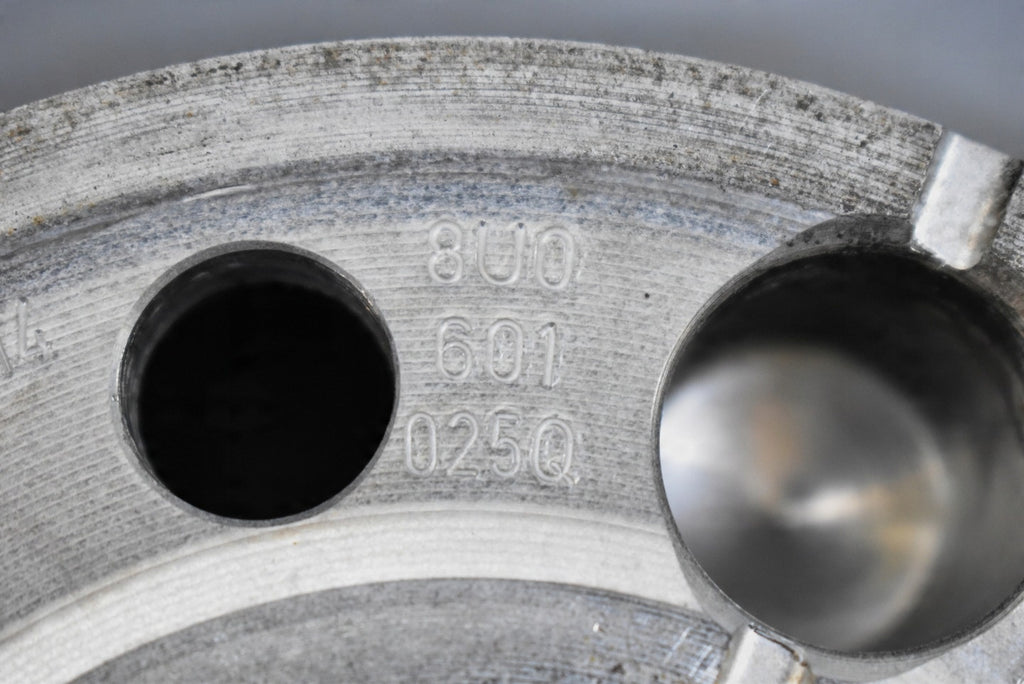 1x Alufelge 16 Zoll 6.5" 5x112 33ET 8U0601025Q 8U0601025 MA-DAR81 Audi Q3