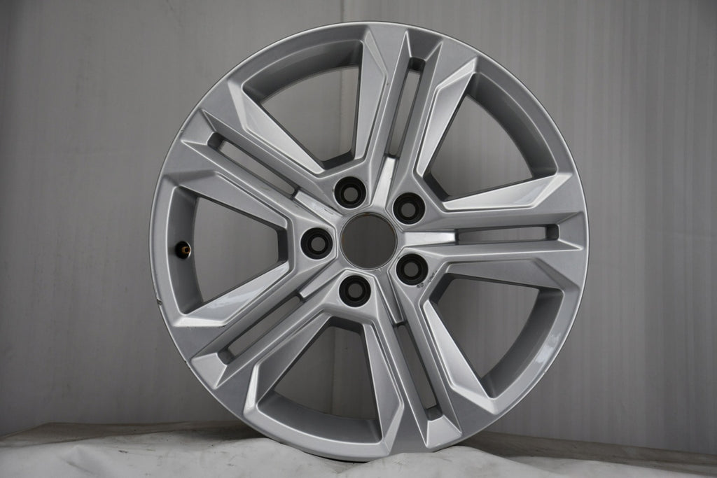 1x Alufelge 17 Zoll 7.0" 5x112 45ET Glanz Silber 81A601025AJ Audi Rim Wheel FEL4678111744wl