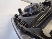Laden Sie das Bild in den Galerie-Viewer, Frontscheinwerfer VW Multivan Transporter 7E1941015J Links Headlight SCH6160729863gy