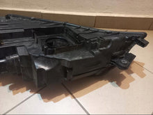 Laden Sie das Bild in den Galerie-Viewer, Frontscheinwerfer Skoda Octavia III 5E1941016F Full LED Rechts Headlight SCH6639780563ro