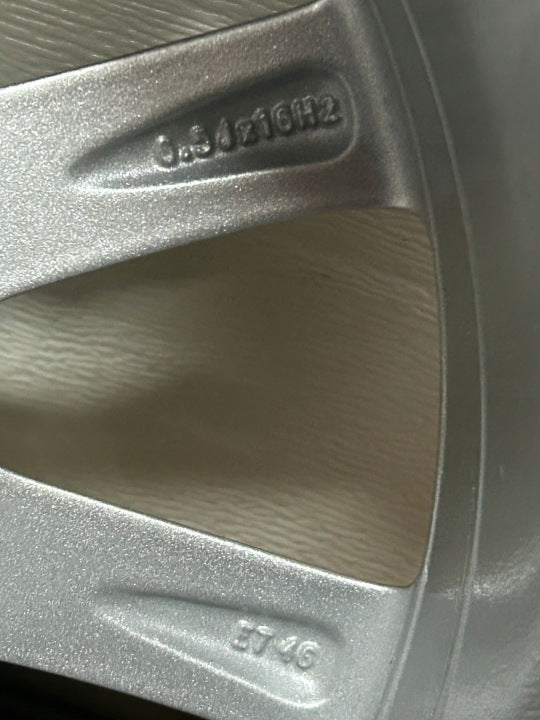 4x Alufelge 16 Zoll 6.5" 5x112 46ET Glanz Silber 8V0601025BM Audi A3 Rim Wheel FEL7956344486kb