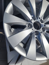 Laden Sie das Bild in den Galerie-Viewer, 1x Alufelge 17 Zoll 7.5" 5x120 6796240 BMW Rim Wheel FEL7328203558hr
