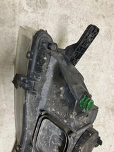 Load image into Gallery viewer, Frontscheinwerfer Peugeot Boxer 1375099080 Rechts Scheinwerfer Headlight SCH7944199739fi