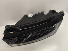 Laden Sie das Bild in den Galerie-Viewer, Frontscheinwerfer Skoda Octavia IV 5E4941015A LED Links Scheinwerfer Headlight SCH6775524953la
