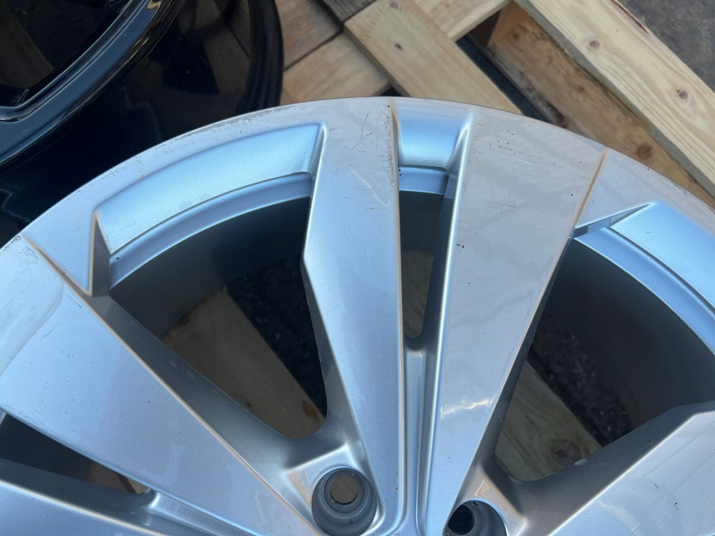 1x Alufelge 19 Zoll 8.0" 5x112 Glanz 11A071499-422 VW Id.4 Rim Wheel FEL9437957990fc