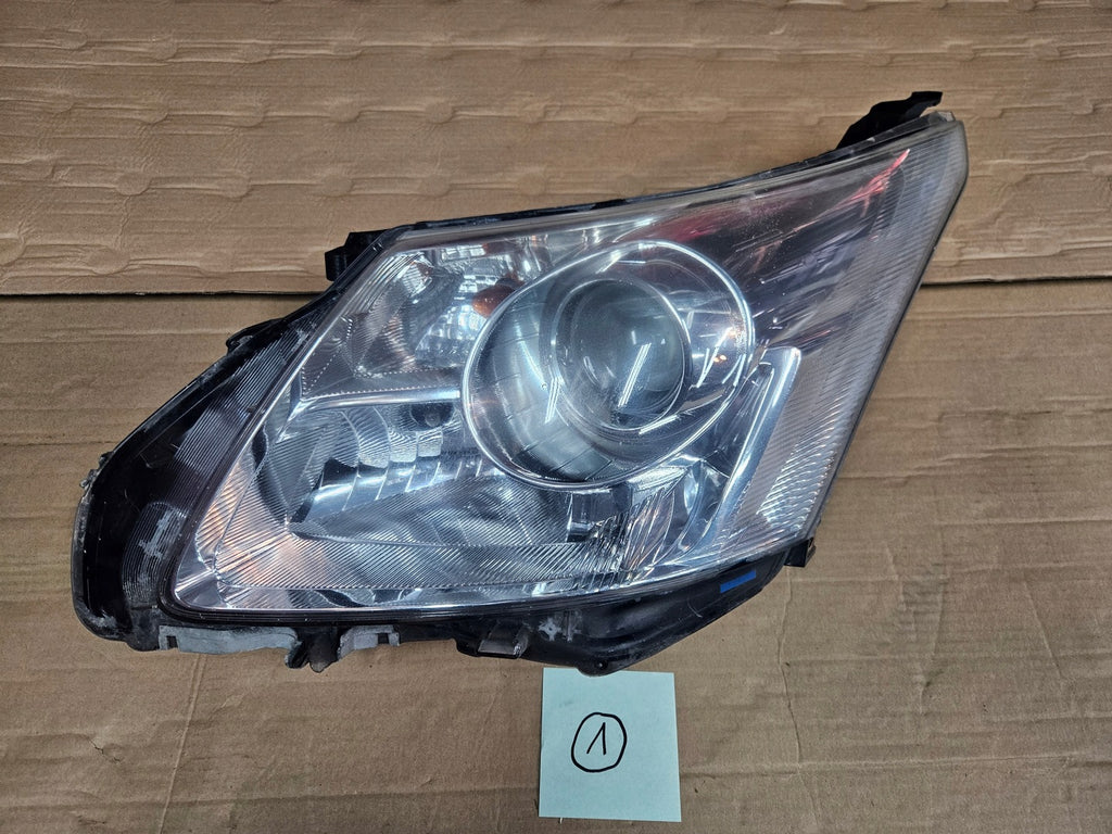 Frontscheinwerfer Toyota Avensis Links Scheinwerfer Headlight