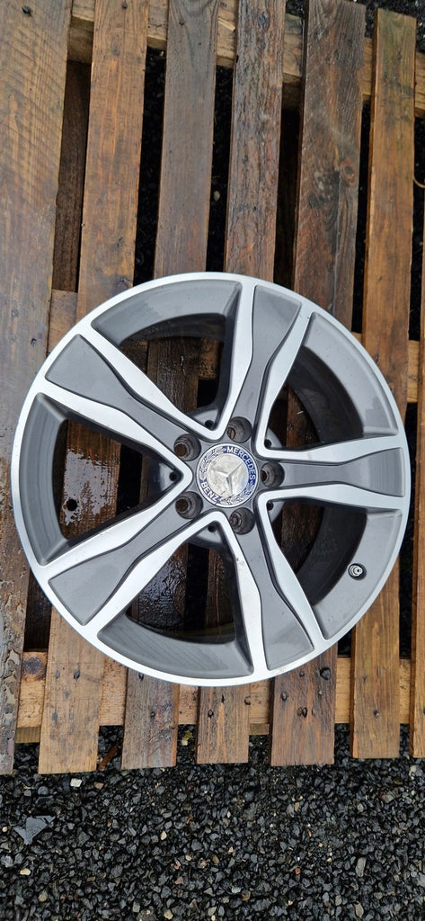 1x Alufelge 17 Zoll 7.0" 5x112 48 5ET A2054012400 Mercedes-Benz W205 Rim Wheel