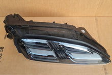 Laden Sie das Bild in den Galerie-Viewer, Frontscheinwerfer Porsche Macan 95C941010G Rechts Scheinwerfer Headlight SCH5386046659bu