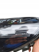 Laden Sie das Bild in den Galerie-Viewer, Frontscheinwerfer Ford Kuga III PV4B13E015CE Ein Stück (Rechts oder Links) SCH8509247499sm