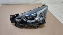 Load image into Gallery viewer, Frontscheinwerfer Mazda 2 D09K-51040 Full LED Links Scheinwerfer Headlight