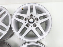 Laden Sie das Bild in den Galerie-Viewer, 4x Alufelge 15 Zoll 6.5" 5x120 42ET Silber 10953687 BMW 3 E36 E46 E90 Rim Wheel FEL6844591495zq