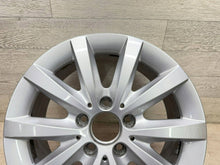 Laden Sie das Bild in den Galerie-Viewer, 1x Alufelge 16 Zoll 6.5" 5x112 49ET Glanz A2464010500 Mercedes-Benz W246 FEL8983330633jl