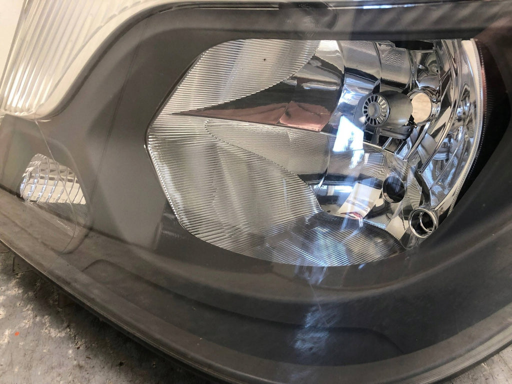 Frontscheinwerfer Mercedes-Benz A9068205600 Links Scheinwerfer Headlight SCH8880088289li