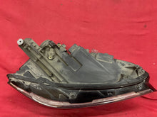 Load image into Gallery viewer, Frontscheinwerfer VW Passat B8 3G1941082G Full LED Rechts Scheinwerfer Headlight