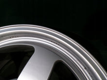 Laden Sie das Bild in den Galerie-Viewer, 4x Alufelge 16 Zoll 7.0" 5x112 35ET Glanz Silber 8W0601025 Audi Rim Wheel FEL8337356227lp