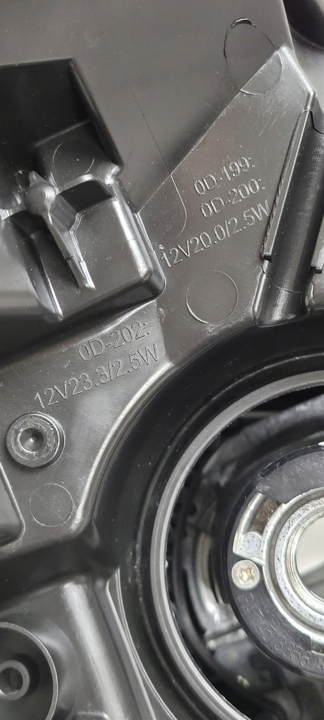 Frontscheinwerfer Toyota Yaris Links Scheinwerfer Headlight SCH7417276250lu
