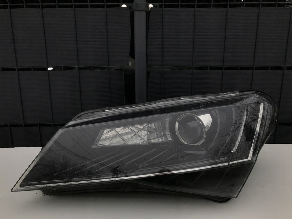 Frontscheinwerfer Skoda Superb III 3V1941015A LED Links Scheinwerfer Headlight
