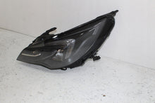 Laden Sie das Bild in den Galerie-Viewer, Frontscheinwerfer Opel Astra K 39195688 LED Ein Stück (Rechts oder Links)