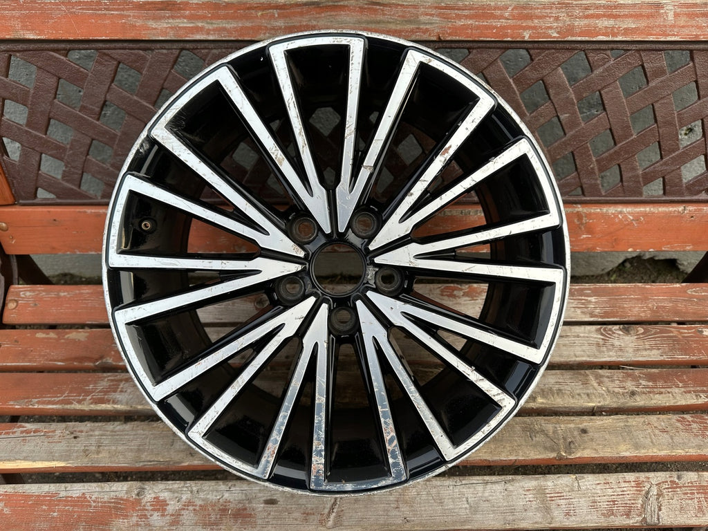 1x Alufelge 17 Zoll 7.0" 5x112 49ET 5F0601025Q Cupra Leon Rim Wheel