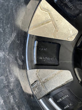 Laden Sie das Bild in den Galerie-Viewer, 1x Alufelge 17 Zoll 6.5" 4x108 32ET Fiat X 1 Rim Wheel FEL8278384366rq