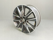 Laden Sie das Bild in den Galerie-Viewer, 1x Alufelge 17 Zoll 7.0&quot; 5x100 46ET 5JJ601025A Skoda Fabia Rapid Rim Wheel