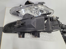 Load image into Gallery viewer, Frontscheinwerfer Mazda Cx-9 TD84-51030 Ein Stück (Rechts oder Links) Headlight SCH4068358117zy