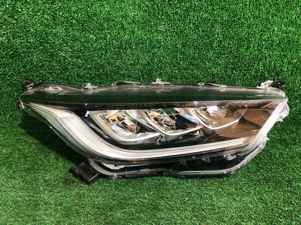 Frontscheinwerfer Toyota Yaris K0-8EU FULL LED Rechts Scheinwerfer Headlight