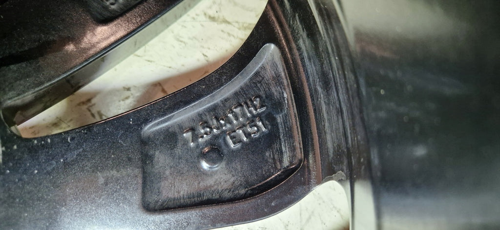 1x Alufelge 17 Zoll 7.5" 5x112 51ET Glanz Schwarz 5H0601025 VW Golf Viii FEL2857924940sk