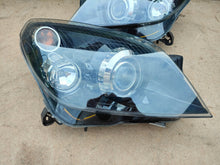 Laden Sie das Bild in den Galerie-Viewer, Frontscheinwerfer Opel Astra H Xenon Rechts Scheinwerfer Headlight SCH4206024907hz