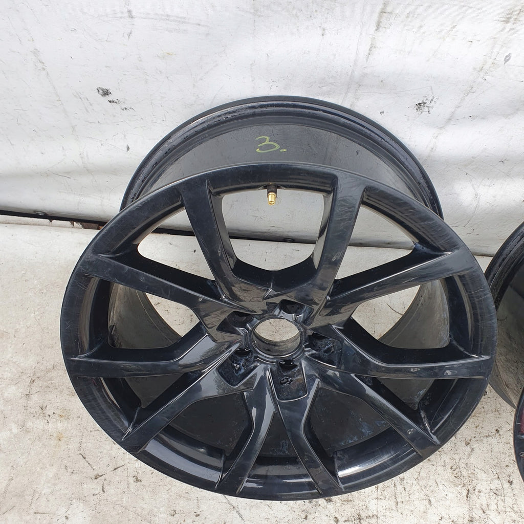 1x Alufelge 18 Zoll 8.5" 5x112 29ET Glanz Silber 8T0601025E Audi A5 Rim Wheel FEL2072171592bu
