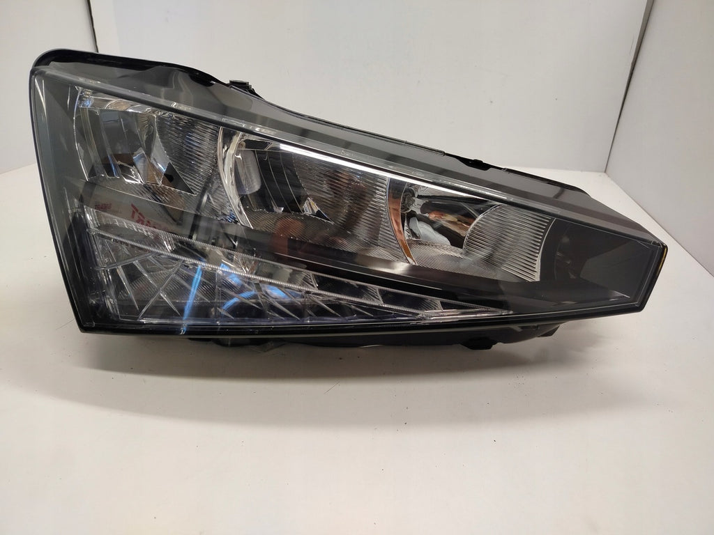 Frontscheinwerfer Skoda Scala 657941016 LED Rechts Scheinwerfer Headlight SCH5888333681wt