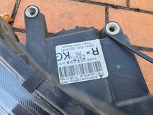 Laden Sie das Bild in den Galerie-Viewer, Frontscheinwerfer Honda Civic IX Xenon Rechts Scheinwerfer Headlight