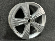 Load image into Gallery viewer, 1x Alufelge 19 Zoll 89A601025B Audi E-Tron Sportback Q4 Rim Wheel FEL7771174141xe