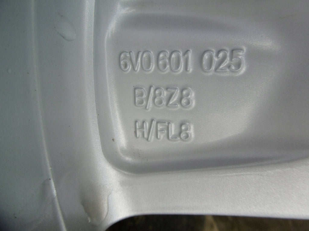 1x Alufelge 16 Zoll 7.0" 5x100 46ET 6V0601025B Skoda Fabia Iii Rim Wheel