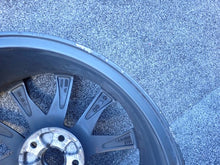 Load image into Gallery viewer, 1x Alufelge 18 Zoll 7.5&quot; 5x112 51ET Glanz Silber 5F0601025 Seat Leon Rim Wheel